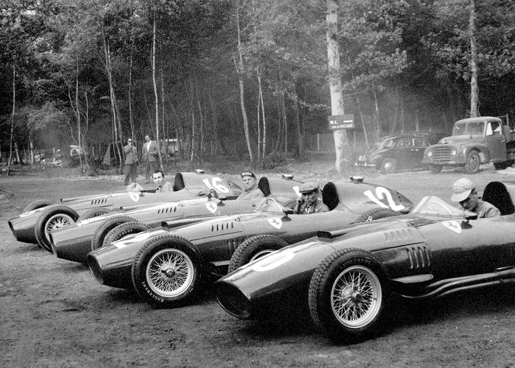 Load In Thursday vol-214 #raceday #Ferrari Load In Thursday vol-214 #raceday #Ferrari