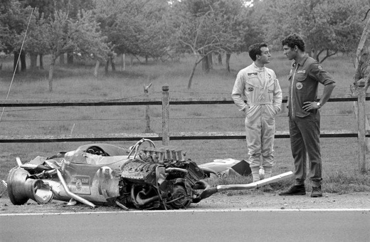 Oliver ignores his wreck 1968