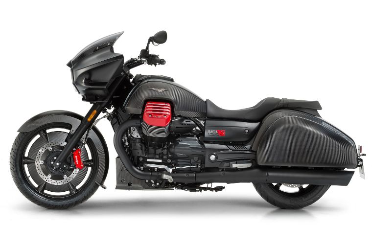 #motoguzzi makes a bagger the flying fortress