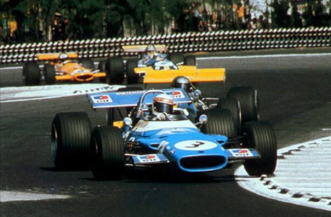1969 Mexico (Jackie Stewart Matra MS80, Jack Brabham Brabham BT26A, Denny Hulme McLaren M7A)
