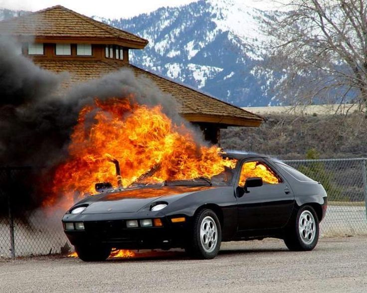 DNF Saturdays vol-232 #Porsche 928 #fire