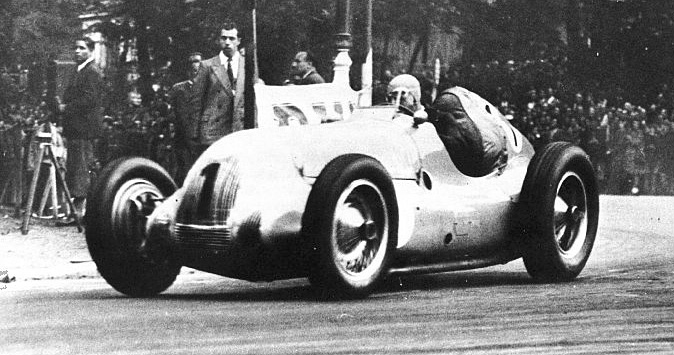 1945 coupe des prisonniers - paris #bugatti