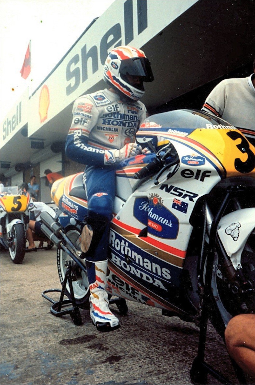 mick doohan on his rothmans #honda nsr500 #motorcycle mick doohan on his rothmans #honda nsr500 #motorcycle