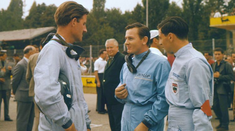  Graham Hill Bruce Mclaren And Jim Clark Chatting #F1