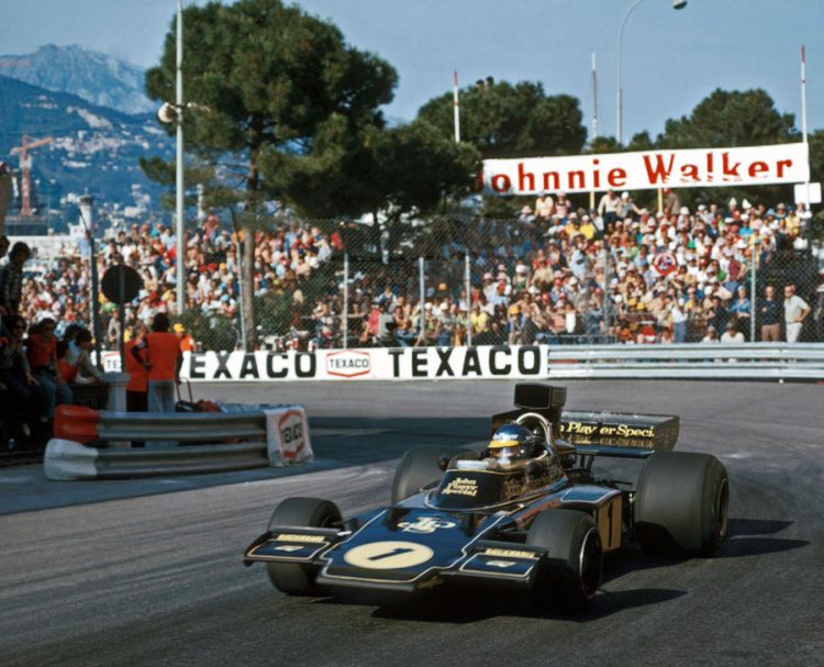  Ronnie Peterson In A Lotus 72E During The Monao #F1