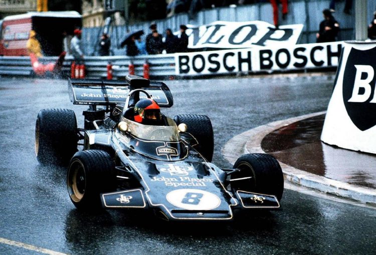  Emerson Fittipaldi Taking A Corner In The Rain #F1