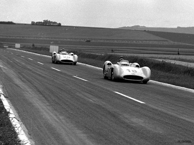  Juan Manuel Fangio Closely Followed By Karl #F1