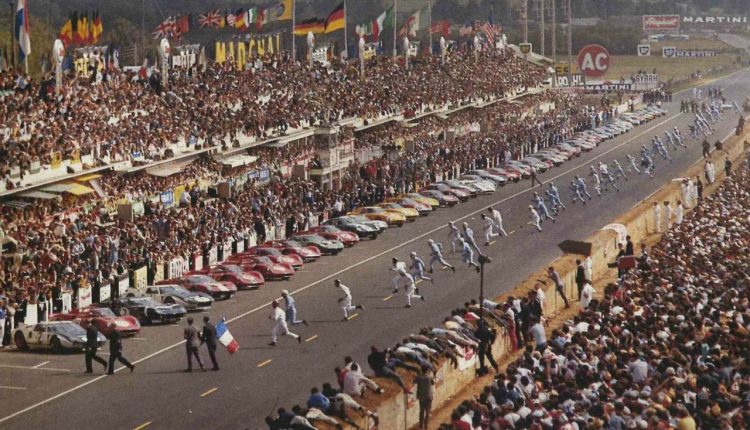  The Start Of The 24 Heures Du Mans 1965 #LeMans