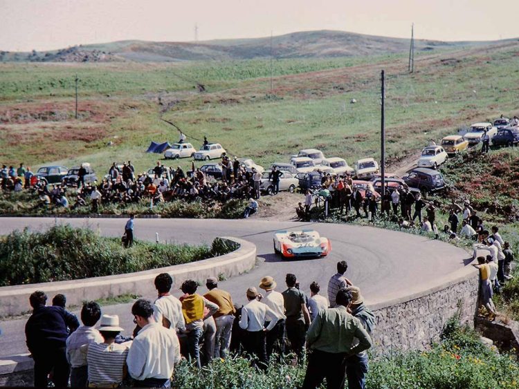  The Porsche 90802 K Of Vic Elford And Umberto 