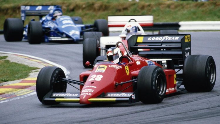  Stefan Johansson Leads The Field In His Ferrari #F1