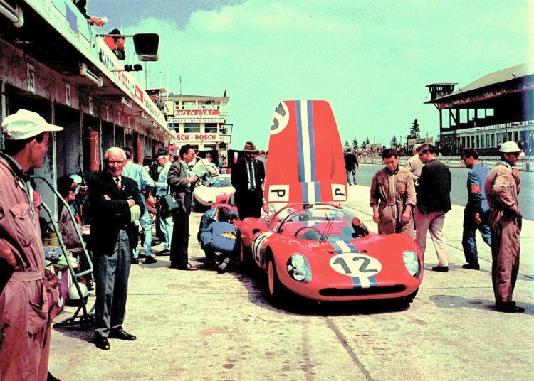  A Ferrari Dino 206 S In The Pits During 1000 Km Of 