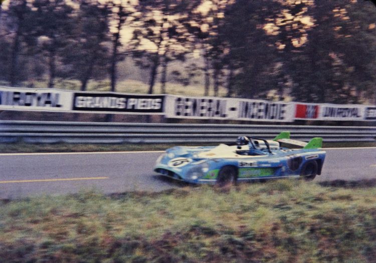  Graham Hill In A Matra Simca 670 During The 24 #LeMans