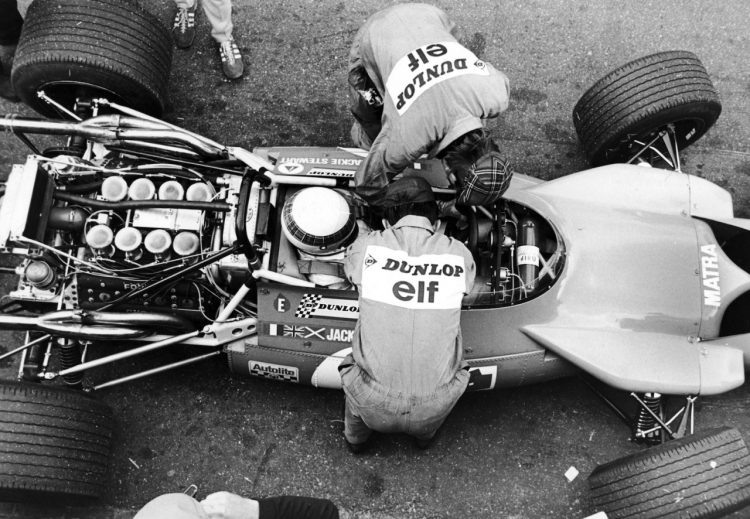  Jackie Stewart Surrounded By His Crew In A Matra #F1