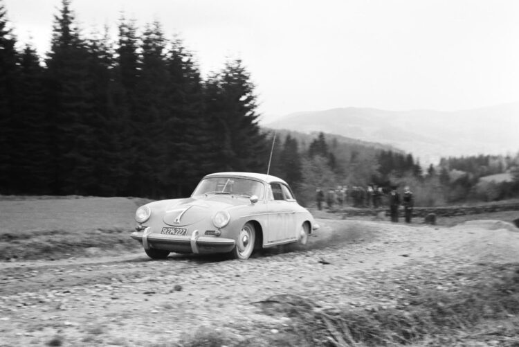  Porsches In The Internationale Städte Rallye #Rally