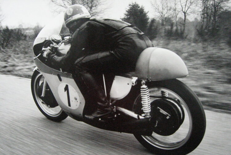  Giacomo Agostini And His Mv Agusta 500 1967 #Motorcycle