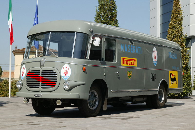 Load In Thursday vol-324 #transporterthursday #Maserati