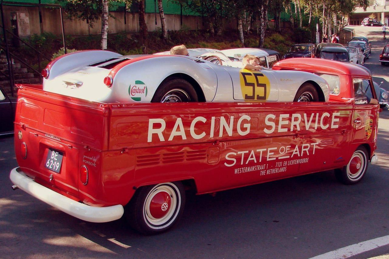 Load In Thursday vol-328 #transporterthursday #Porsche